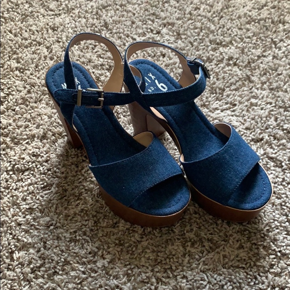 New mix no.6 shoes size 7